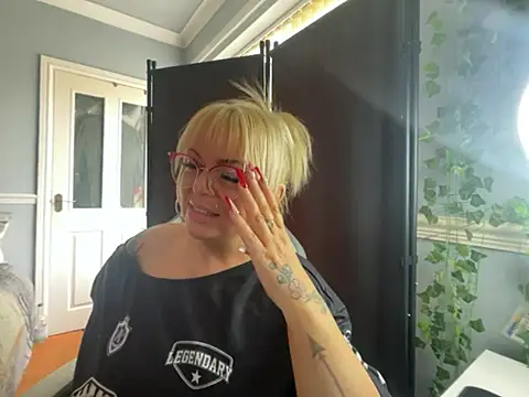 BonnyDesire online show from 10, 3, 2026