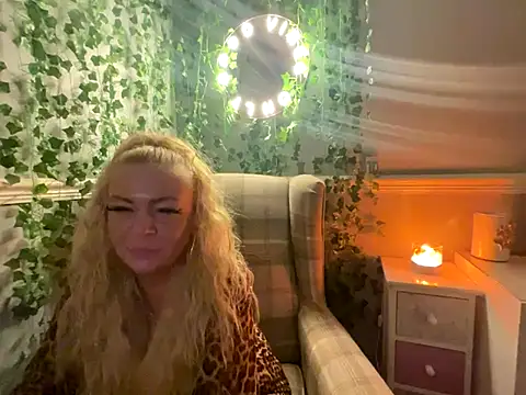 BonnyDesire online show from 2, 10, 2025