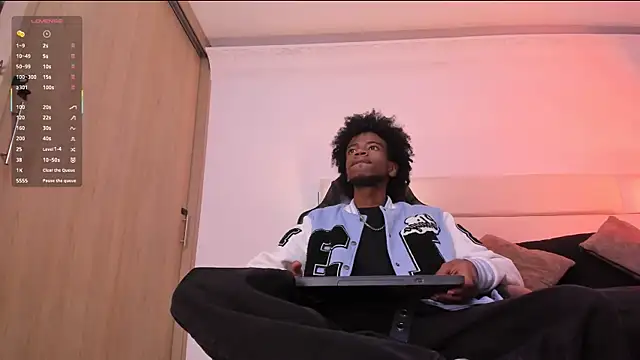 AllexJacob online show from 7, 1, 2026