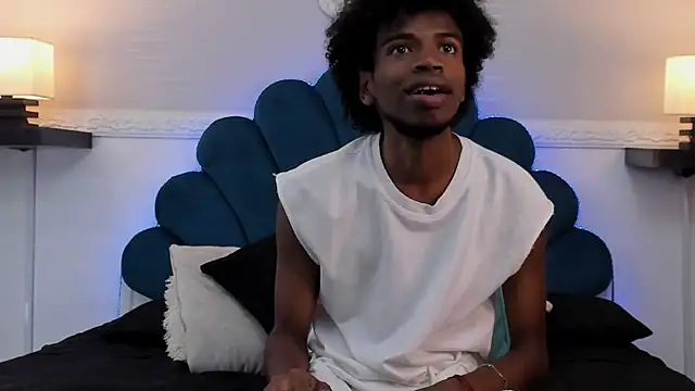 Snapshot of AllexJacob chatting on 6, 10, 2025 AllexJacob online show from 6, 10, 2025