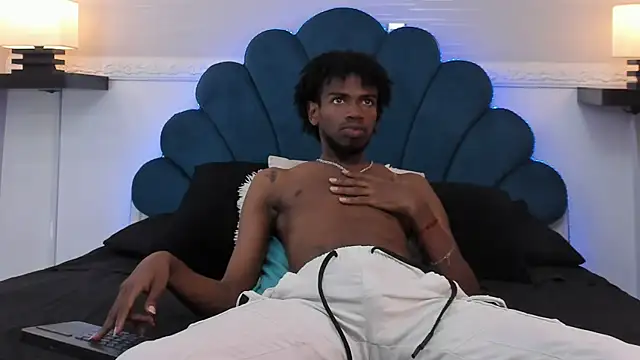 Snapshot of AllexJacob chatting on 23, 9, 2025 AllexJacob online show from 23, 9, 2025