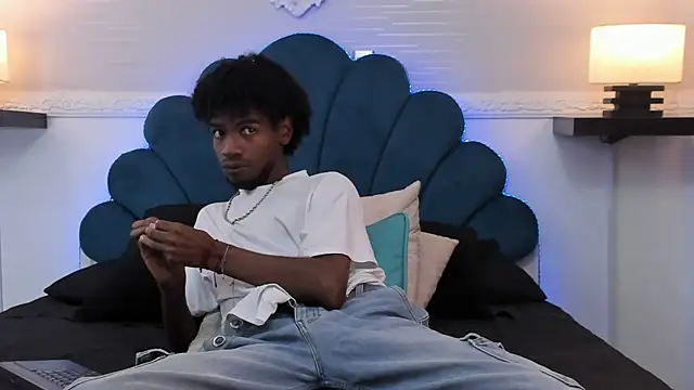 Snapshot of AllexJacob chatting on 24, 9, 2025 AllexJacob online show from 24, 9, 2025