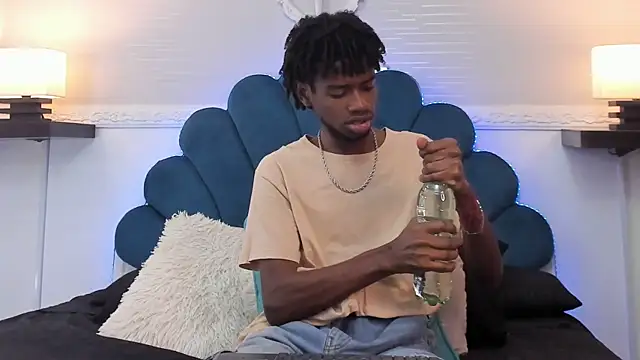 Snapshot of AllexJacob chatting on 29, 9, 2025 AllexJacob online show from 29, 9, 2025