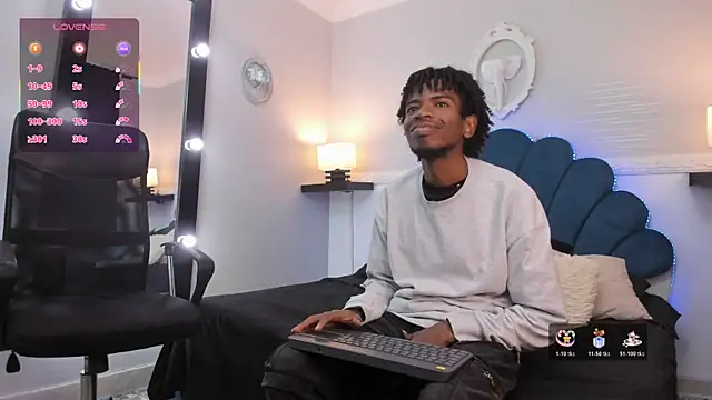 Snapshot of AllexJacob chatting on 17, 10, 2025 AllexJacob online show from 17, 10, 2025