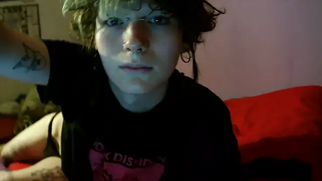 Snapshot of Nydia_Levine chatting on 21, 10, 2025 Nydia Levine online show from 21, 10, 2025