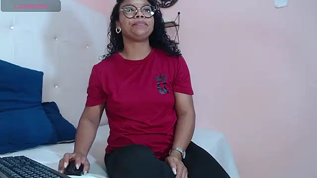 valery storm  online show from 16, 10, 2025