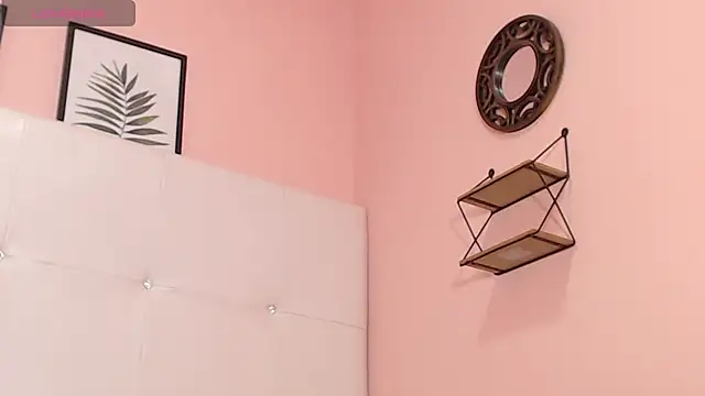 valery storm  online show from 15, 10, 2025