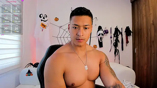 Snapshot of abu_dhabi_21 chatting on 16, 10, 2025 abu dhabi 21 online show from 16, 10, 2025