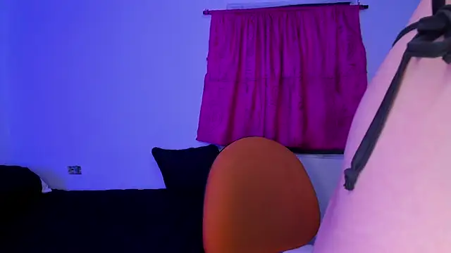 Shairaclark  online show from 8, 10, 2025