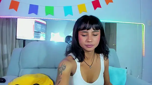 Lola Purple online show from 11, 10, 2025