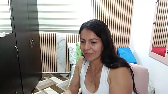 camilavargas  online show from 22, 5, 2026