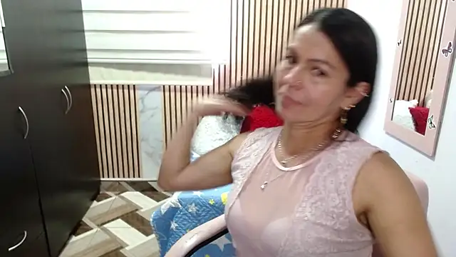 camilavargas  online show from 1, 6, 2026