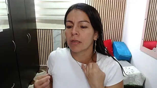 camilavargas  online show from 26, 5, 2026