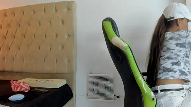 Naomis 35 online show from 16, 2, 2026