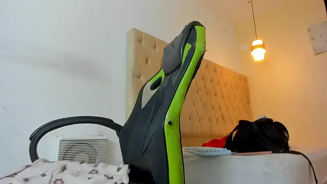 Naomis 35 online show from 30, 11, 2025