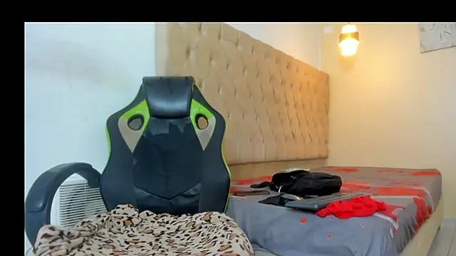 Naomis 35 online show from 19, 12, 2025