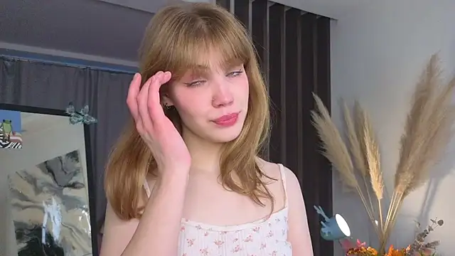 pienaple online show from 12, 11, 2025