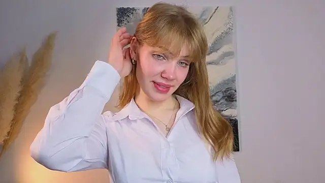 pienaple online show from 18, 10, 2025