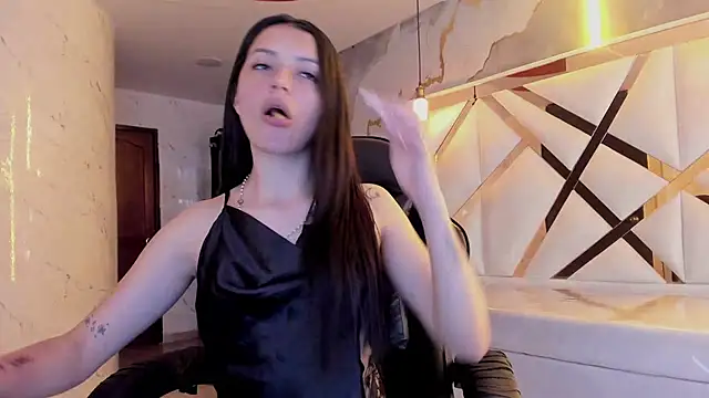 sophiadoll tf online show from 20, 5, 2026