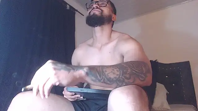 Chrys harris77 online show from 8, 4, 2026