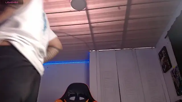 Chrys harris77 online show from 2, 12, 2025