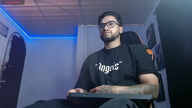 Chrys harris77 online show from 5, 12, 2025