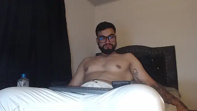 Chrys harris77 online show from 4, 4, 2026