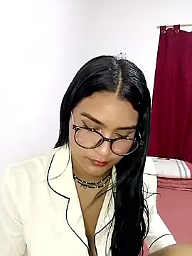 Renata Zoe online show from 27, 10, 2025