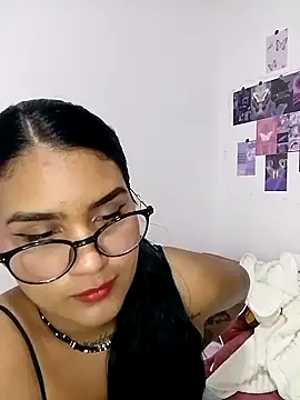 Renata Zoe online show from 11, 10, 2025