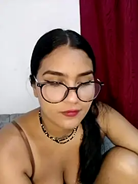 Renata Zoe online show from 28, 11, 2025