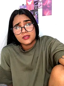 Renata Zoe online show from 26, 11, 2025