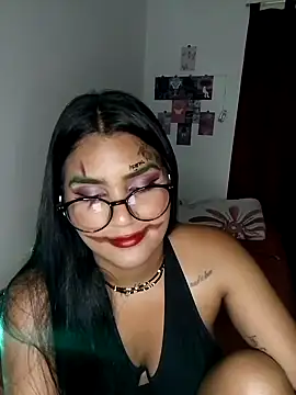 Renata Zoe online show from 31, 10, 2025