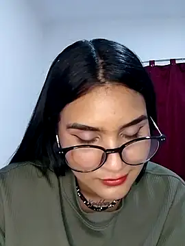 Renata Zoe online show from 22, 10, 2025