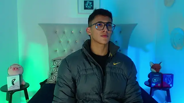 SalvadorFit online show from 3, 12, 2025