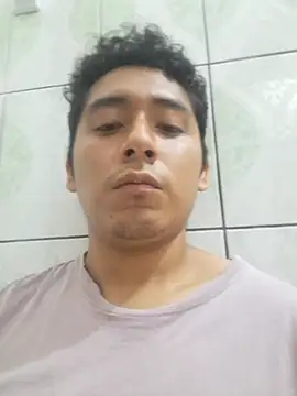 Snapshot of latinbigcock1_ chatting on 22, 11, 2025 latinbigcock1 online show from 22, 11, 2025