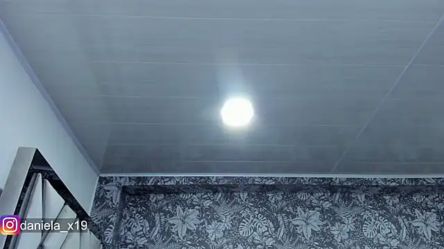 Daniela x19 online show from 28, 4, 2026