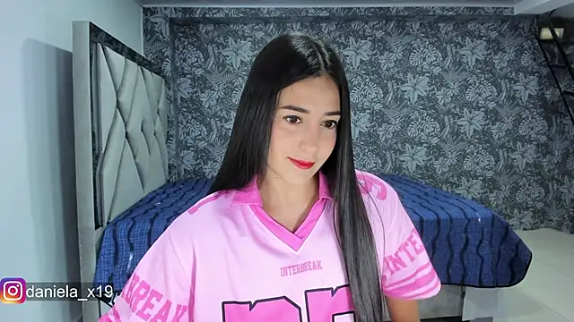 Daniela x19 online show from 23, 4, 2026