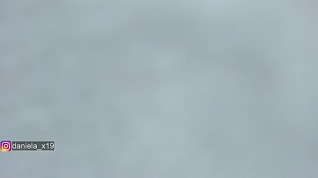 Snapshot of Daniela_x19 chatting on 21, 10, 2025 Daniela x19 online show from 21, 10, 2025