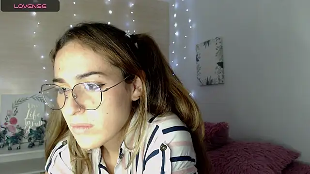 kat desiree online show from 21, 11, 2025