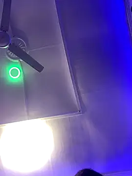 Daavikolovivi online show from 12, 10, 2025