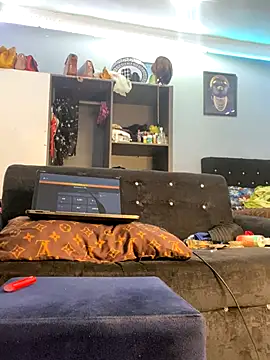 Daavikolovivi online show from 24, 11, 2025