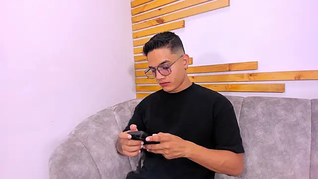 axel vega online show from 7, 10, 2025