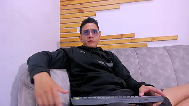 axel vega online show from 19, 9, 2025