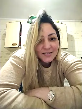 Lunita86 online show from 12, 10, 2025