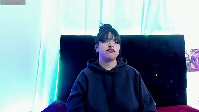 queen salomme online show from 1, 10, 2025