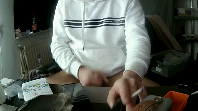monty19cm online show from 25, 4, 2026