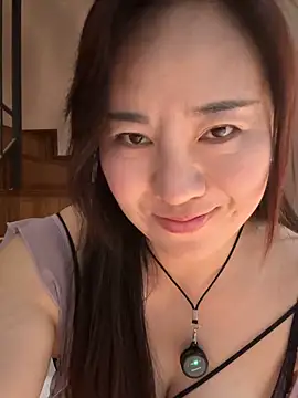 Kayla-love online show from 13, 4, 2026