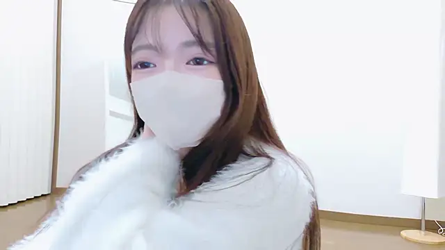 Mirai H ch online show from 9, 11, 2025