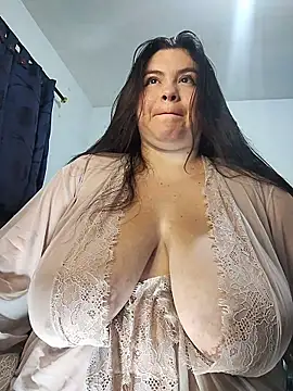 LucyDiamonds1 online show from 13, 3, 2026