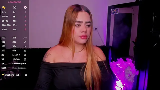 Snapshot of isabella_arias2 chatting on 29, 9, 2025 isabella arias2 online show from 29, 9, 2025